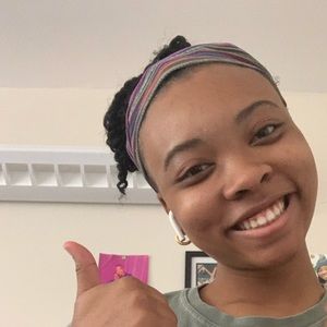 Meet your Posher, Kerrington